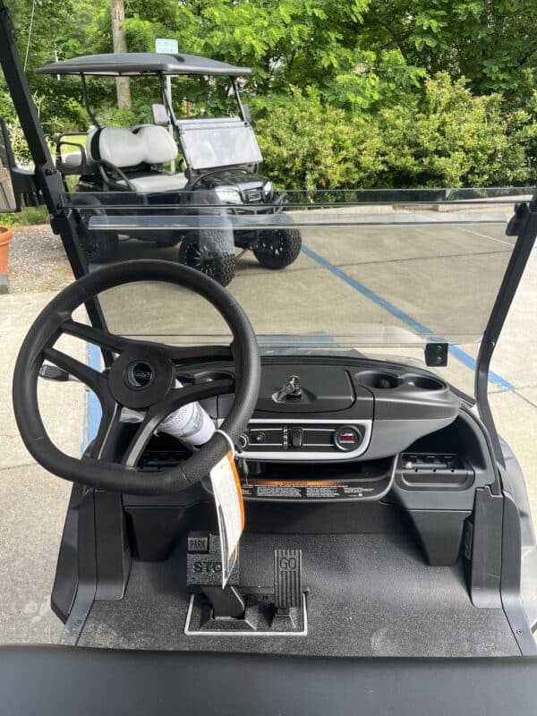 2026 Club Car Onward - Metallic Signature Silver - Image 5